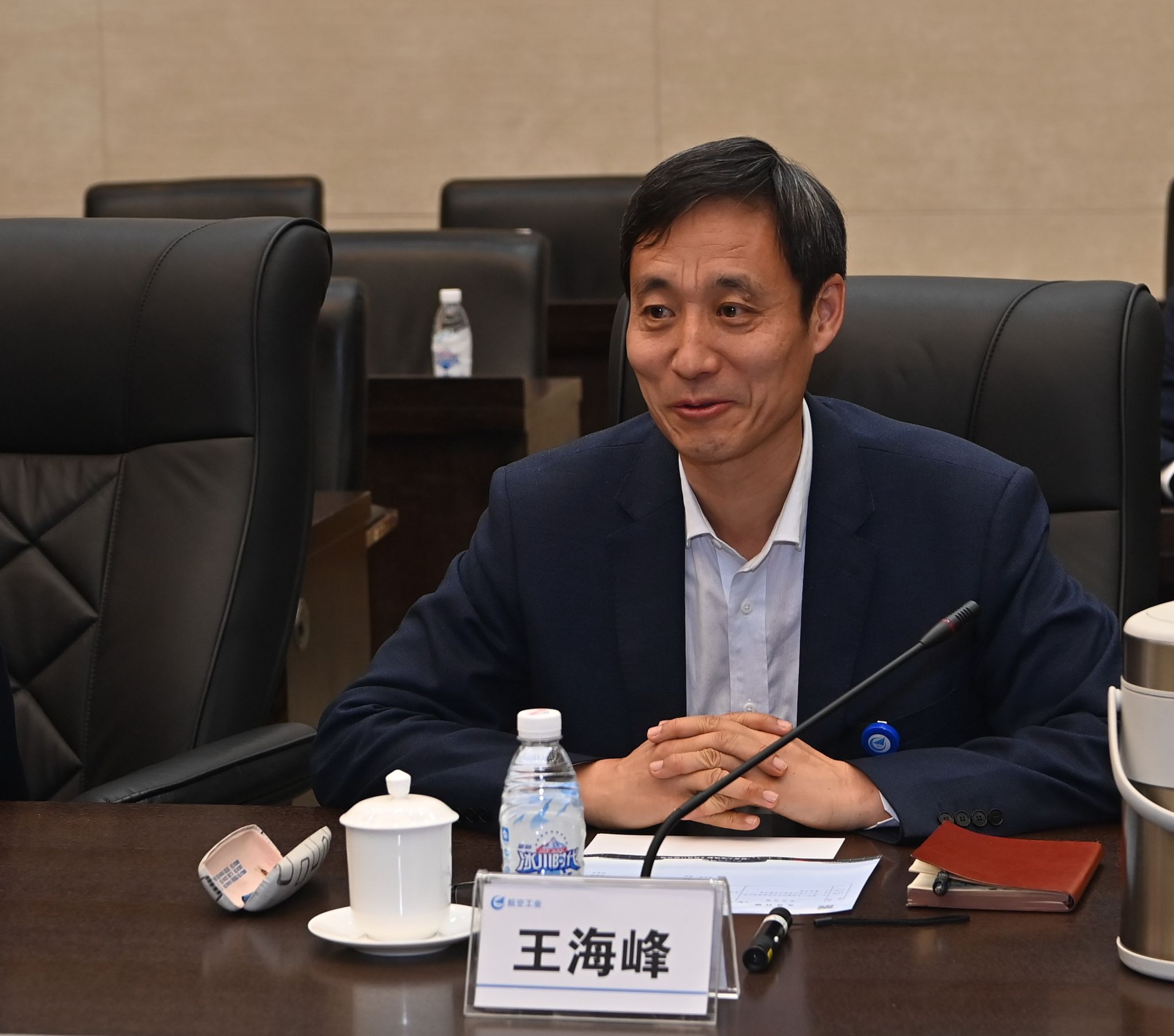 裁剪1.jpg 裁剪1.jpg