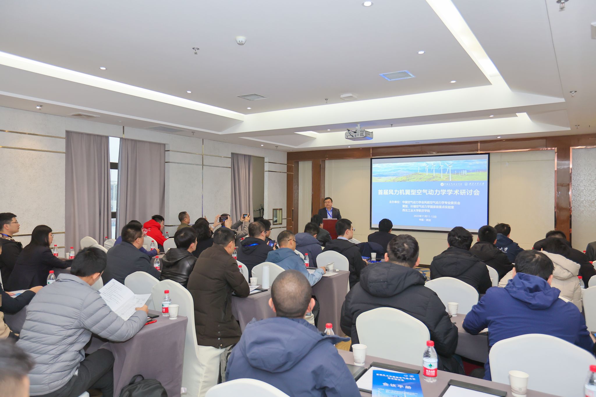 LUDI3765.JPG LUDI3765.JPG