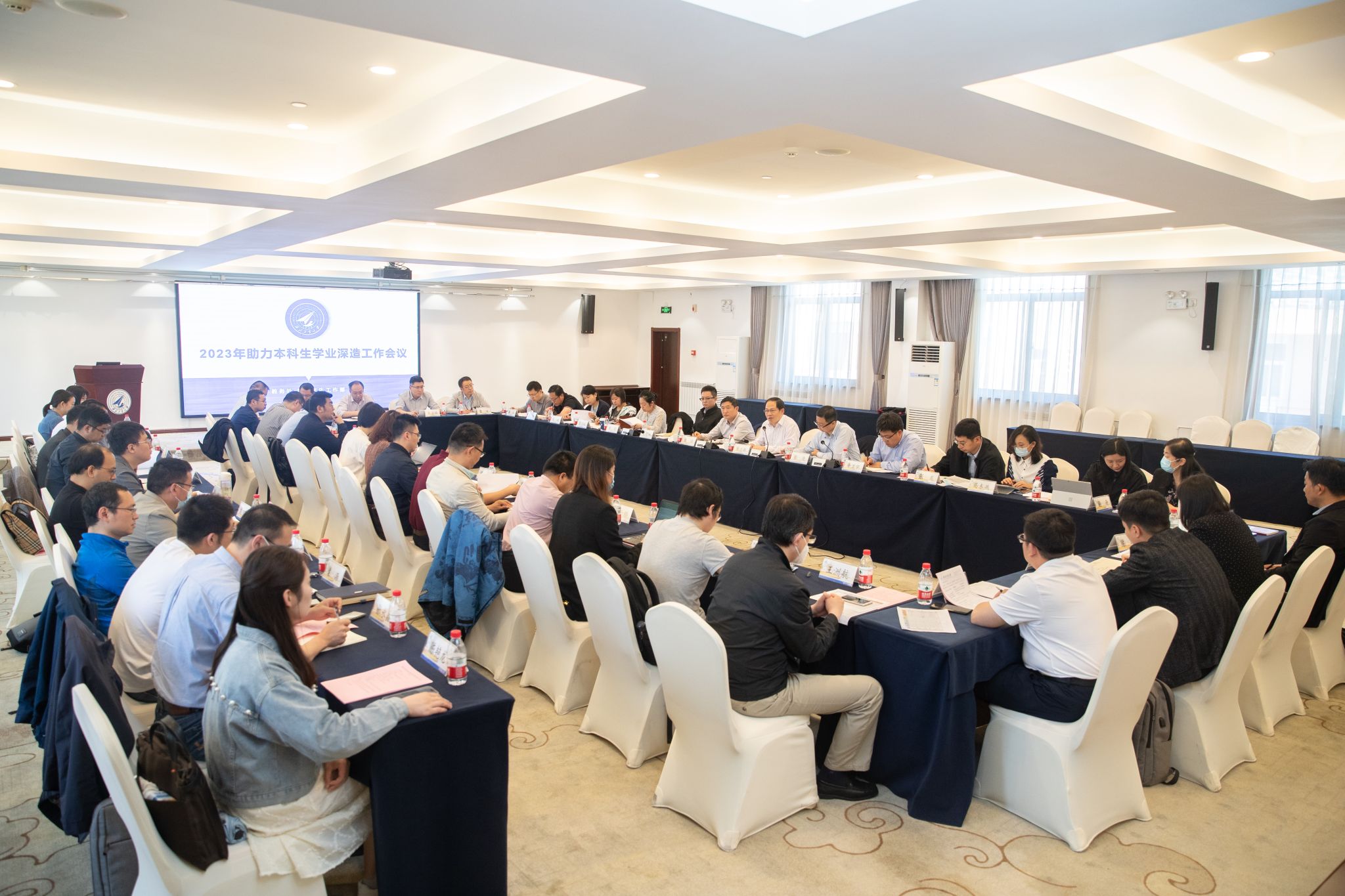 ZHOU8488.JPG ZHOU8488.JPG