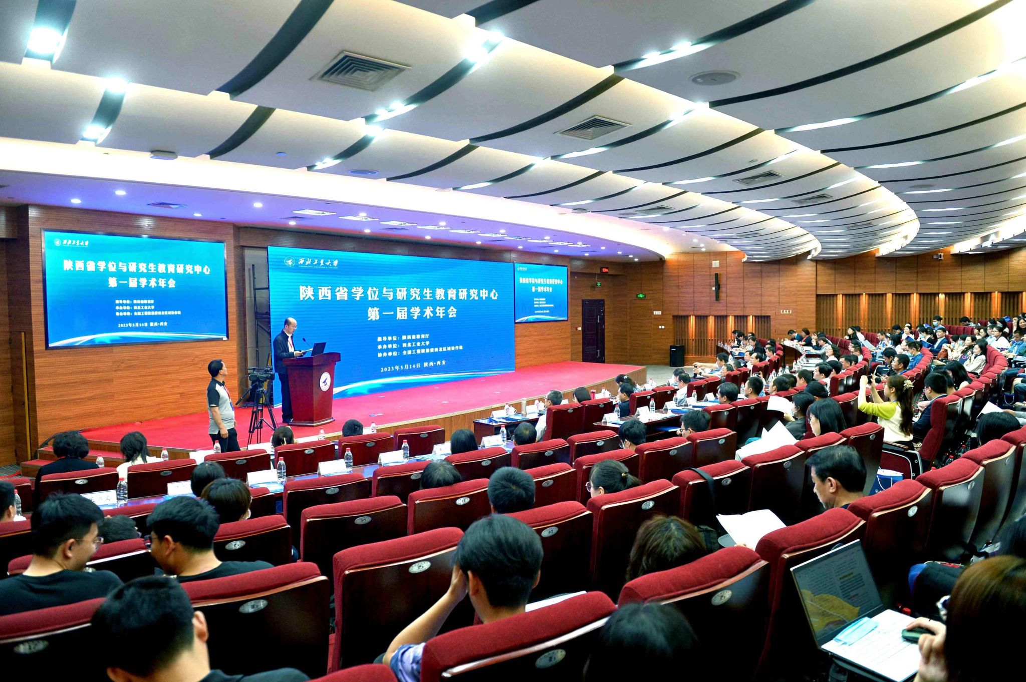 fig1-1.jpg fig1-1.jpg