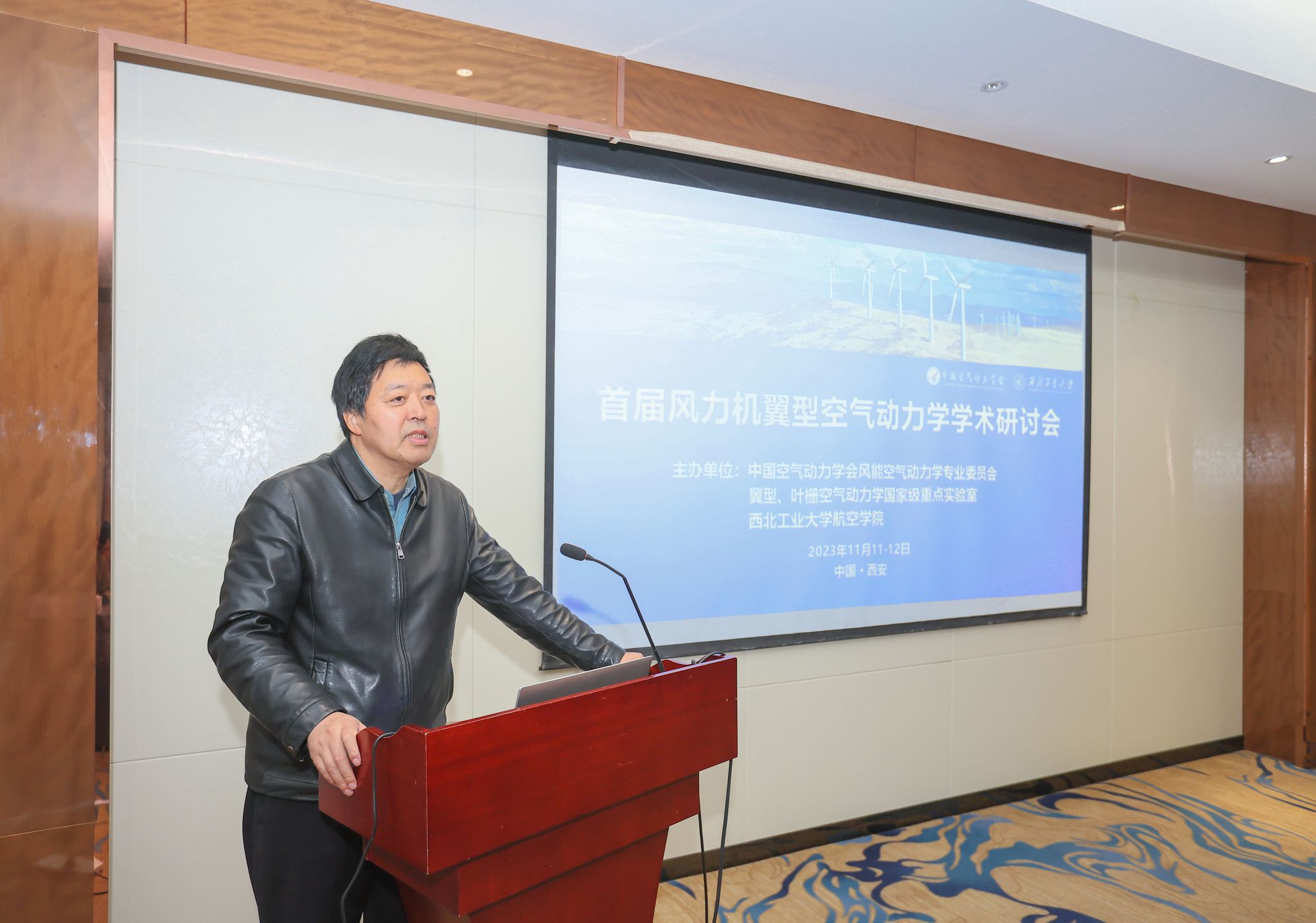 LUDI3775.JPG LUDI3775.JPG