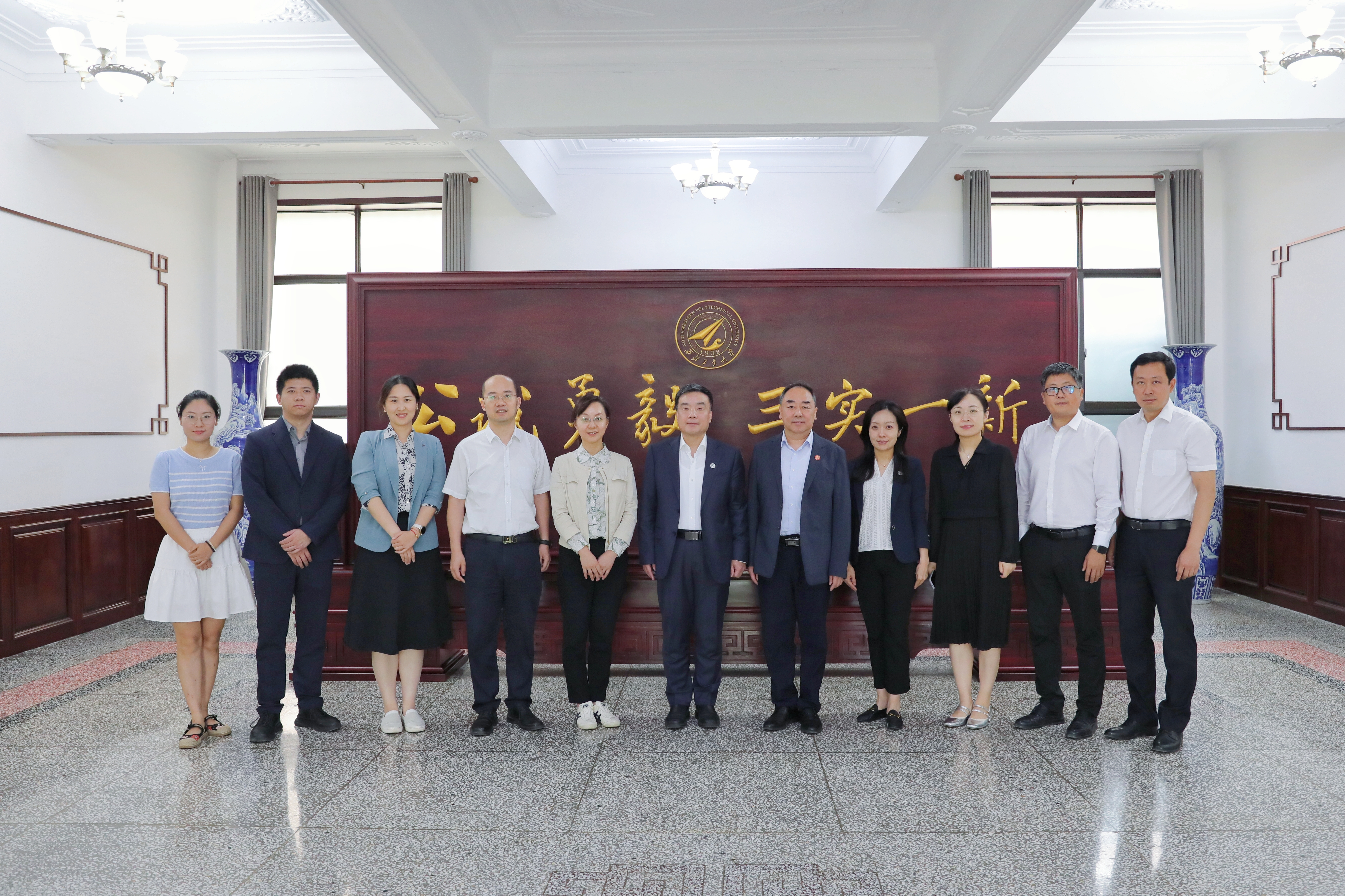 a41739f45425c951ee599294a7f9e12 a41739f45425c951ee599294a7f9e12.jpg