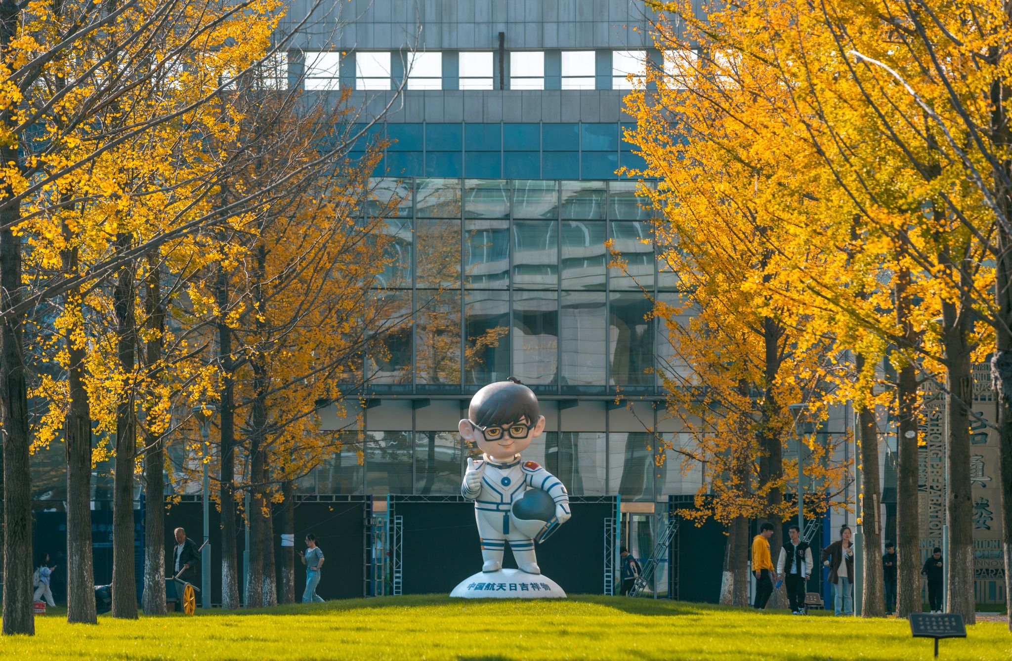 卢迪 (7).jpg undefined