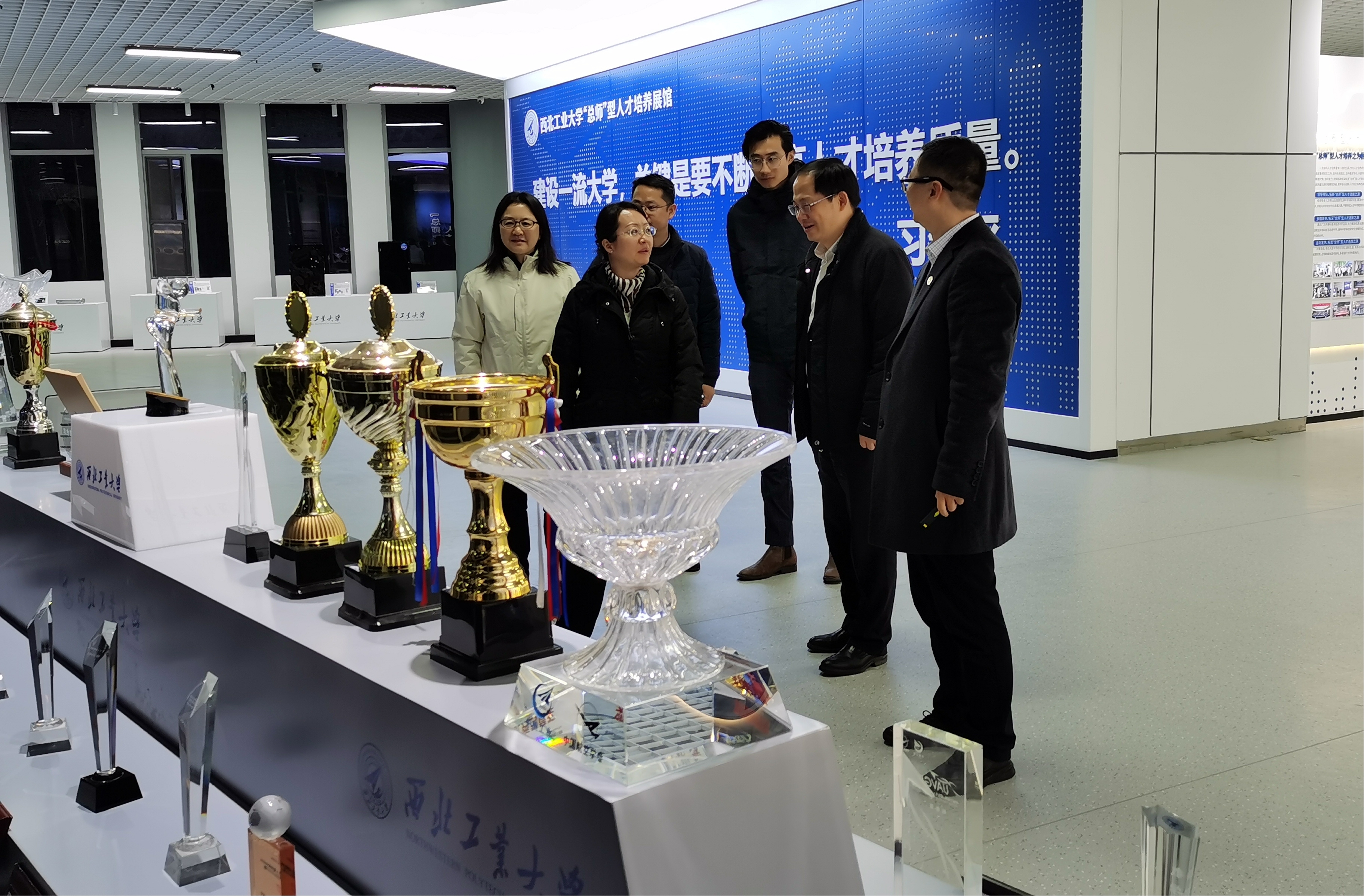 图片19.jpg 图片19.jpg